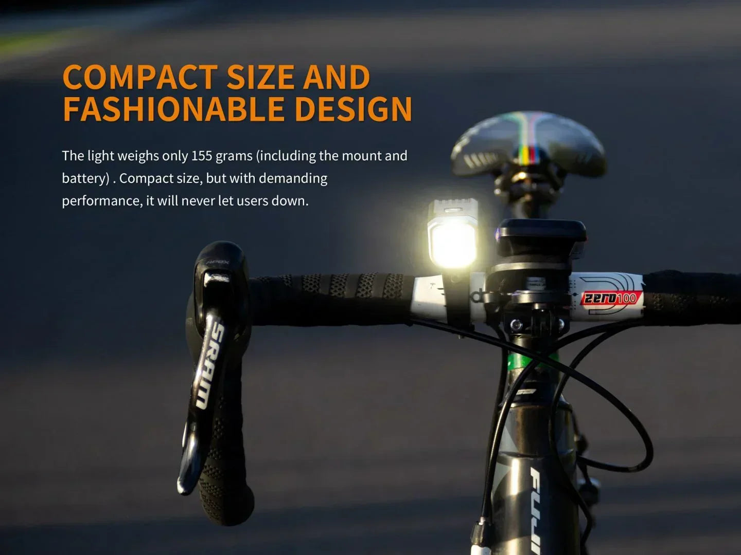 Fahrradlenker mit eingeschalteter kompakter Fahrradlampe und Text zu leichtem, modischem Design