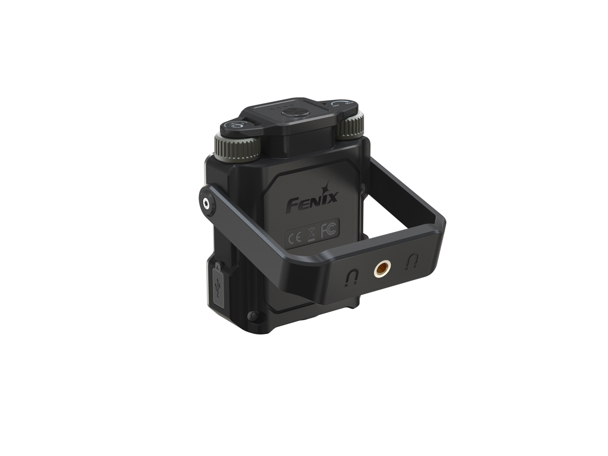 Fenix CL27R multifunktionale Outdoor-Laterne mit Spot- & Flutlicht, 1600 Lumen