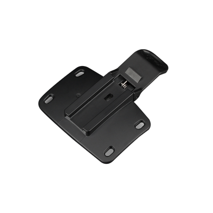 Schwarzer Gürtelclip-Halter aus Kunststoff auf schwarzem Hintergrund, Zubehör für Taschenlampen