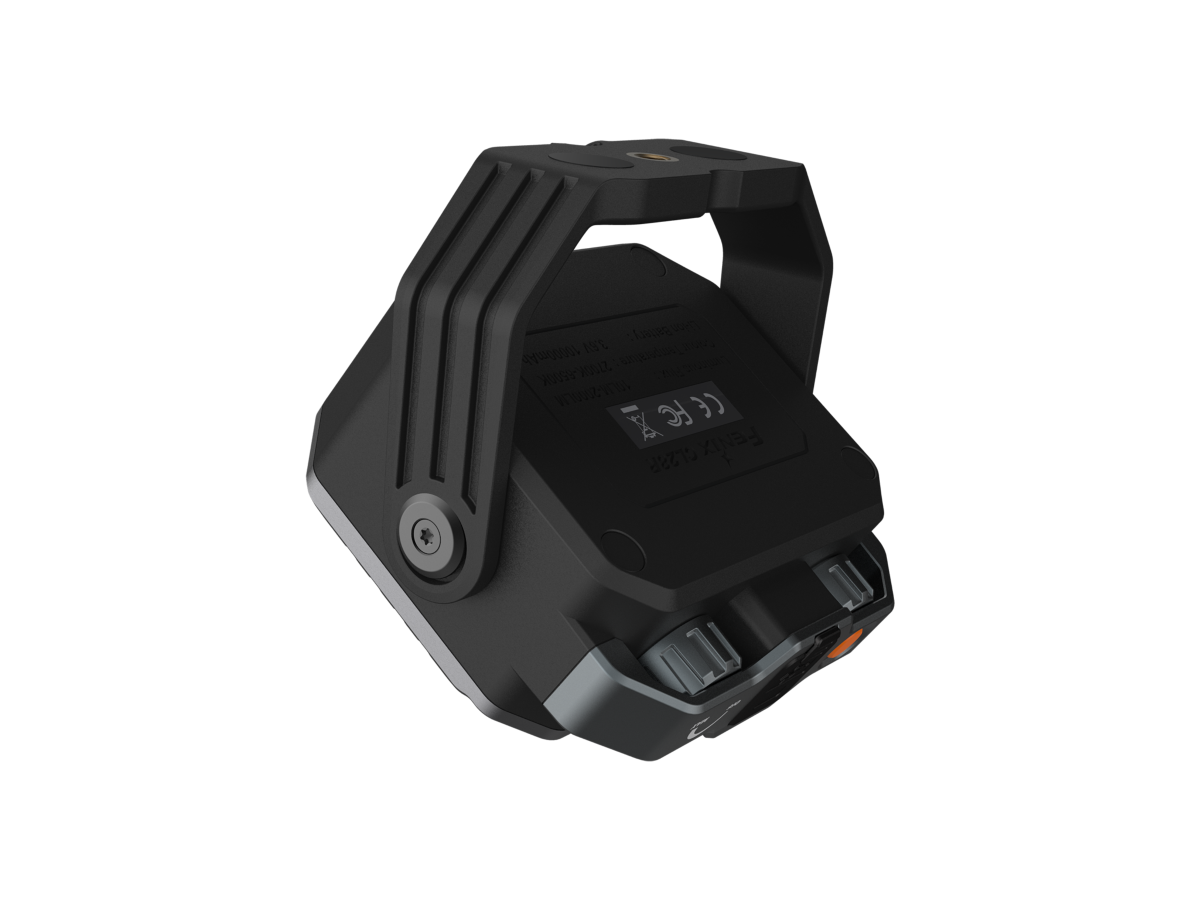 Schwarzes robustes elektronisches Gerät mit Griff und Anschlussports auf schwarzem Hintergrund
