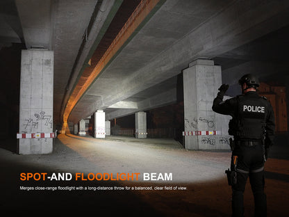 Fenix TK25R Multifunktionale Taschenlampe für Polizei und Dienst, 3600 Lumen